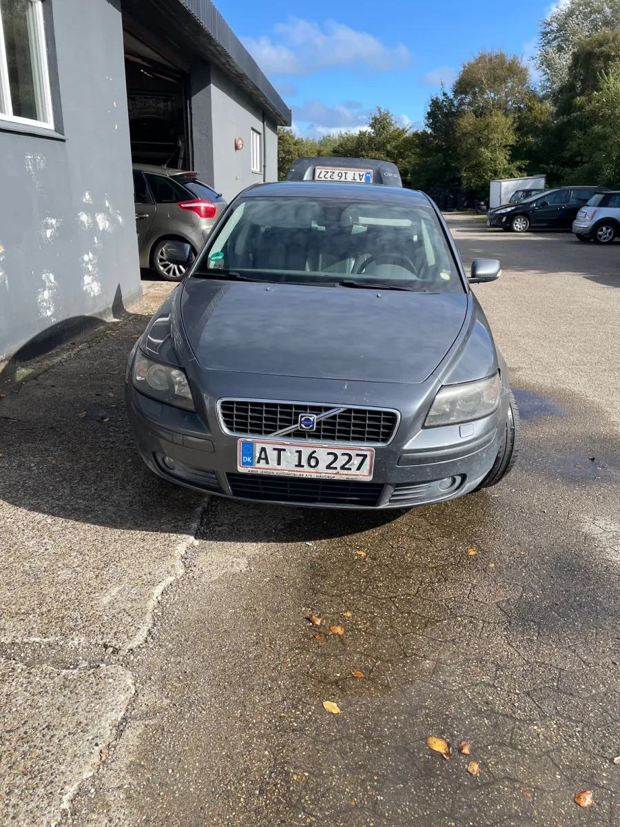 Foto fra et syn på Automekanikermester Ulf Gad