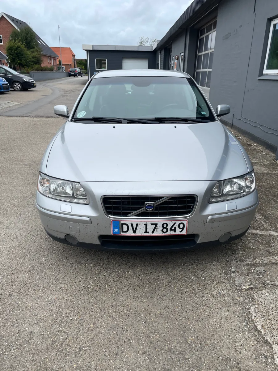 Foto fra et syn på Automekanikermester Ulf Gad